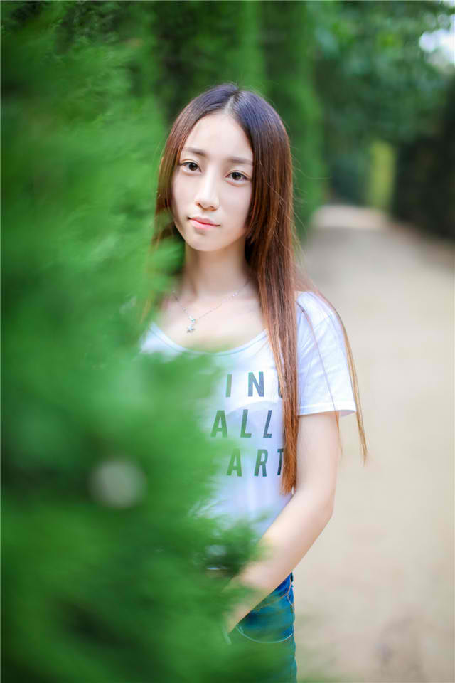 契约女灵师